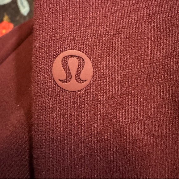 Women's Lululemon Wide Leg Scuba Sweatpants in Goodnight Plum - Picture 5 of 9